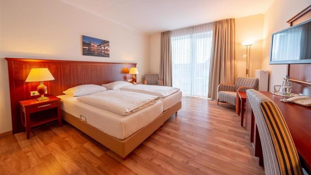 Hotel Hanseatischer Hof Lubeck Exterior photo